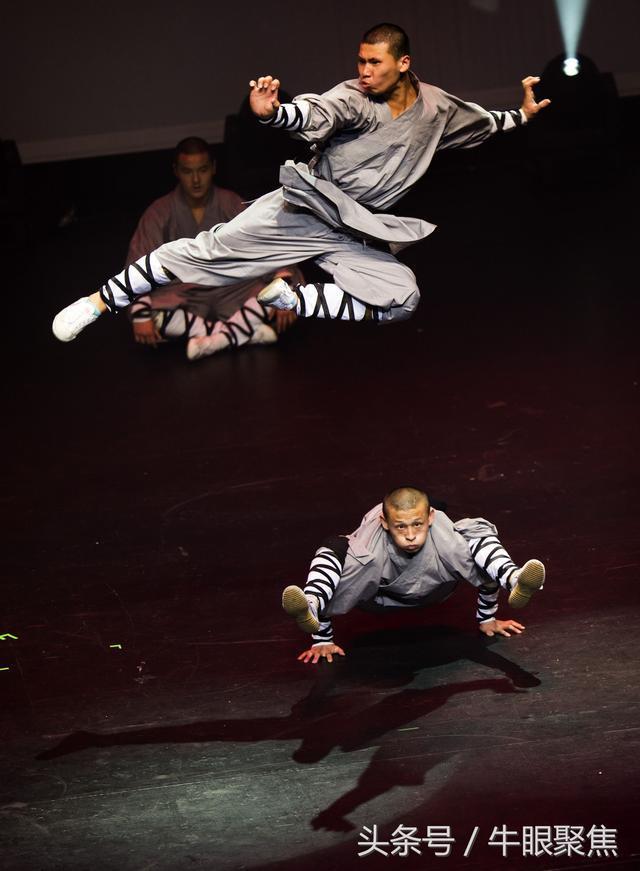 九游登录账号入口-包含阿扎伦卡新星最后时刻胜出表现突出，美国队前途光明！观众掌声雷动的词条-九游登录账号入口