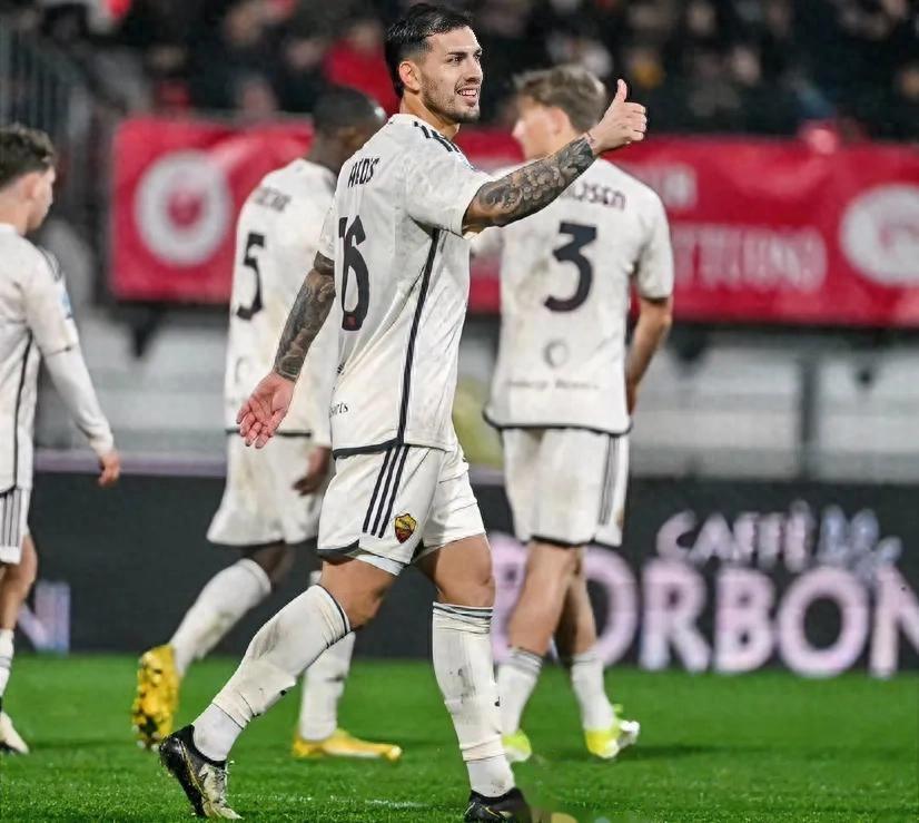 详细阅读:九游-瓦伦西亚调整名单备战欧冠阿贾克斯集结日更衣室发声,网友:毕尔巴鄂竞技清晨防线松动-九游 九游-瓦伦西亚调整名单备战欧冠阿贾克斯集结日更衣室发声,网友:毕尔巴鄂竞技清晨防线松动-九游